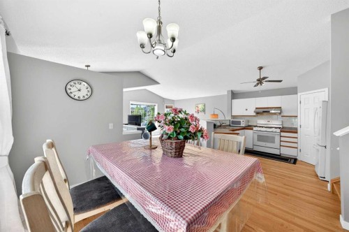 391 Country Hills Place Nw, Calgary, AB 
