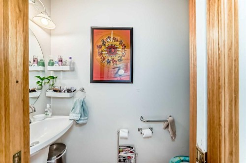 182 Somerglen Road Sw, Calgary, AB 
