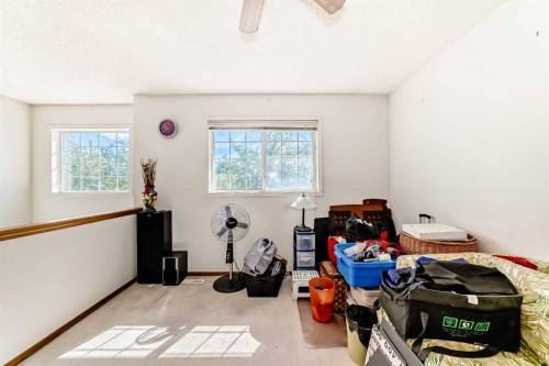 182 Somerglen Road Sw, Calgary, AB 