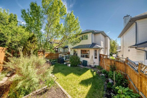 182 Somerglen Road Sw, Calgary, AB 