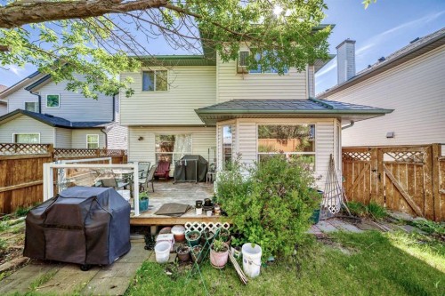 182 Somerglen Road Sw, Calgary, AB 