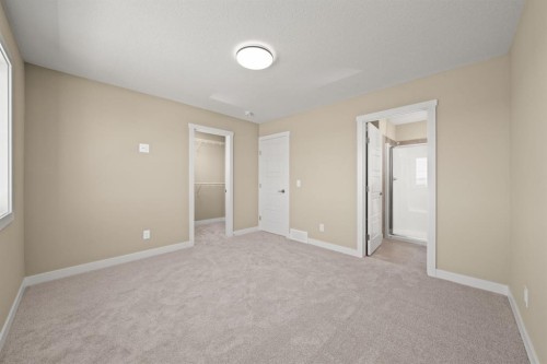 676 Sora Boulevard Se, Calgary, AB 