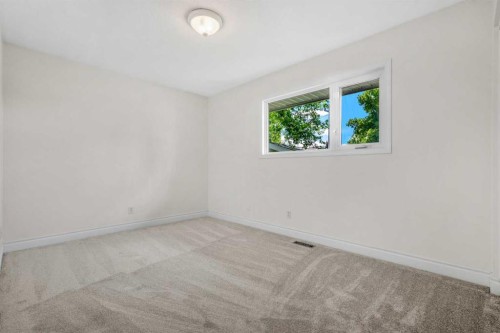452 Parkridge Rise Se, Calgary, AB 
