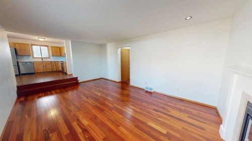 60 Sunmeadows Court Se, Calgary, AB - Indoor