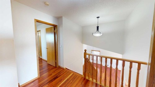 60 Sunmeadows Court Se, Calgary, AB - Indoor Photo Showing Other Room