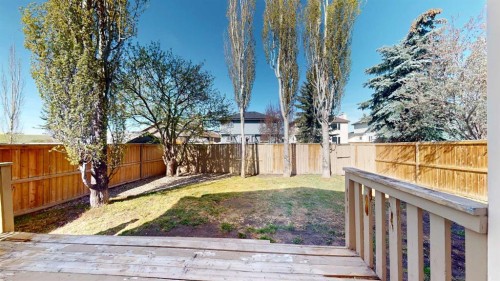 60 Sunmeadows Court Se, Calgary, AB - Outdoor