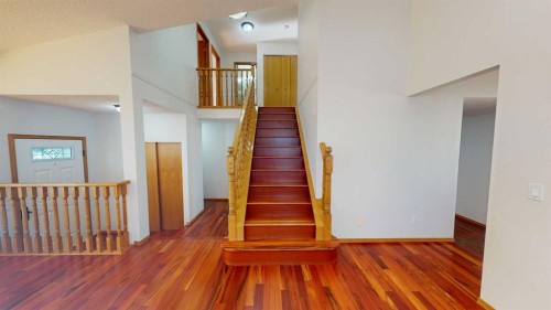 60 Sunmeadows Court Se, Calgary, AB - Indoor Photo Showing Other Room