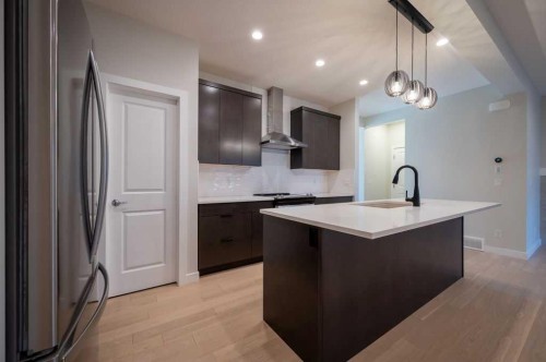 146 Alpine Drive Sw, Calgary, AB 