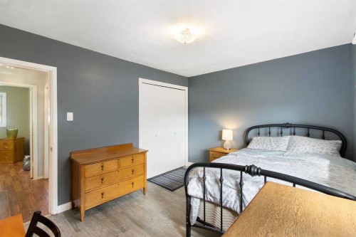 1622 Strathcona Street, Crossfield, AB - Indoor Photo Showing Bedroom