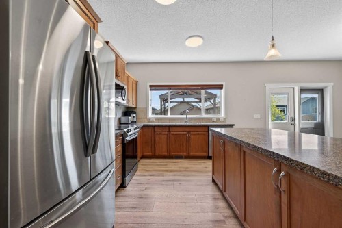 52 Reunion Close Nw, Airdrie, AB - Indoor Photo Showing Kitchen With Stainless Steel Kitchen