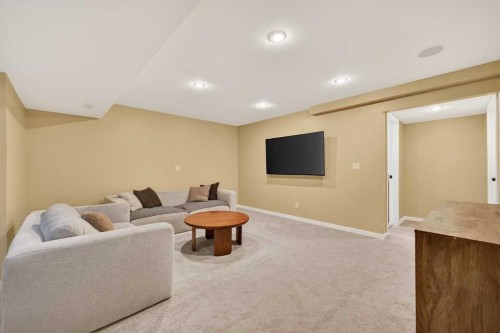 52 Reunion Close Nw, Airdrie, AB - Indoor Photo Showing Other Room