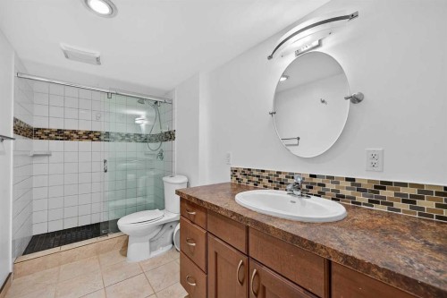 52 Reunion Close Nw, Airdrie, AB - Indoor Photo Showing Bathroom