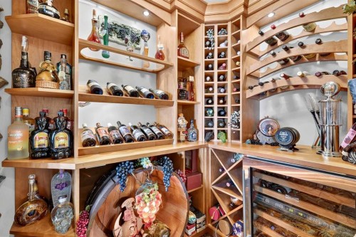128 Heritage Lake Drive, Heritage Pointe, AB - Indoor