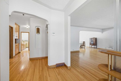 1738 Suffolk Street Sw, Calgary, AB 