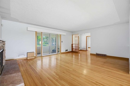 1738 Suffolk Street Sw, Calgary, AB 