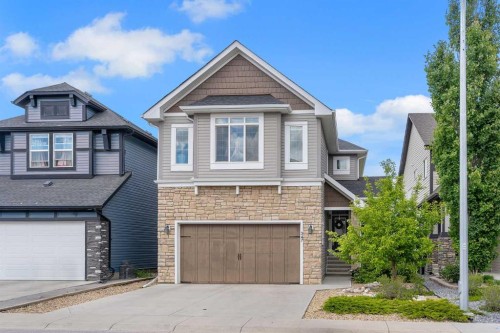 347 Hillcrest Heights SW Airdrie, AB T4B 4C1