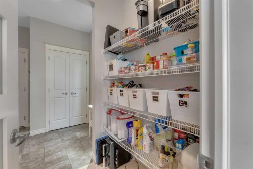 347 Hillcrest Heights Sw, Airdrie, AB - Indoor