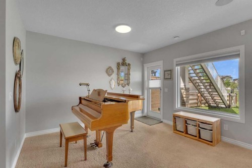347 Hillcrest Heights Sw, Airdrie, AB - Indoor