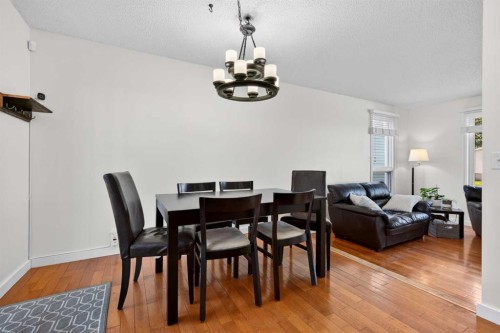 345 9 Street Se, Three Hills, AB - Indoor Photo Showing Dining Room