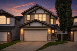 224 Panamount Point NW Calgary, AB T3K 0H8