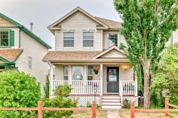 132 Hidden Hills Road NW Calgary, AB T3A 5Y2