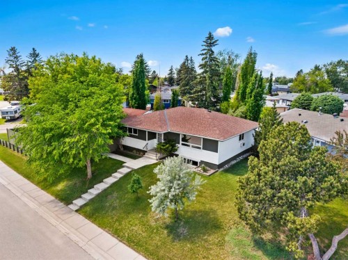 3243 Dover Crescent Se, Calgary, AB 