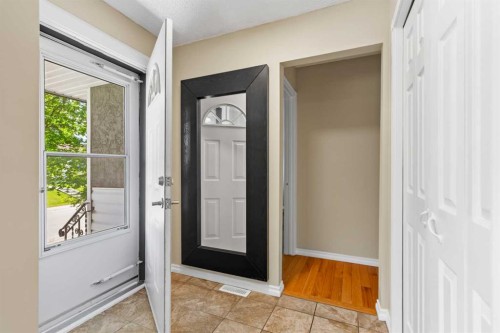 3243 Dover Crescent Se, Calgary, AB 