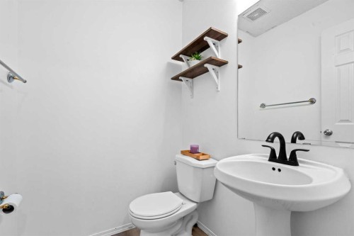 146 Erin Road Se, Calgary, AB 