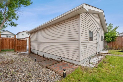 146 Erin Road Se, Calgary, AB 