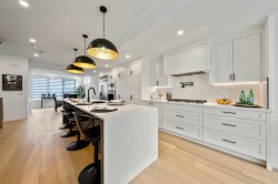 2518 16B Street SW Calgary, AB T2T 4L9