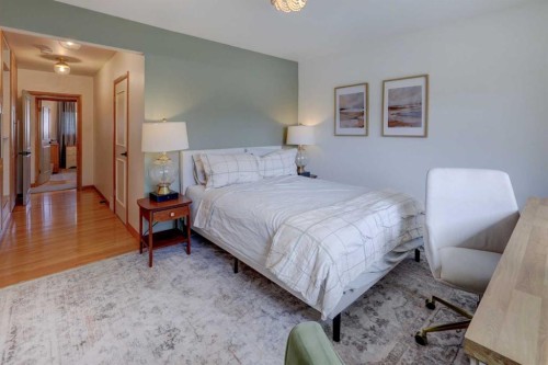 3419 Morley Trail Nw, Calgary, AB - Indoor Photo Showing Bedroom