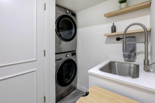 3419 Morley Trail Nw, Calgary, AB - Indoor Photo Showing Laundry Room