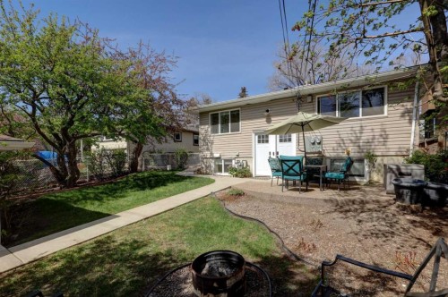 3419 Morley Trail Nw, Calgary, AB - Outdoor