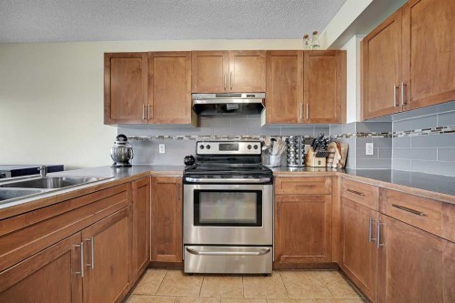 19 Coventry Link Ne, Calgary, AB 