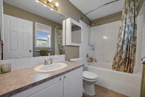 19 Coventry Link Ne, Calgary, AB 