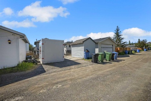 19 Coventry Link Ne, Calgary, AB 