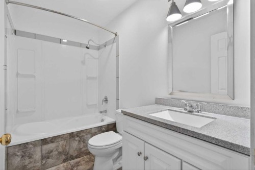 1013 Smith Avenue, Crossfield, AB 