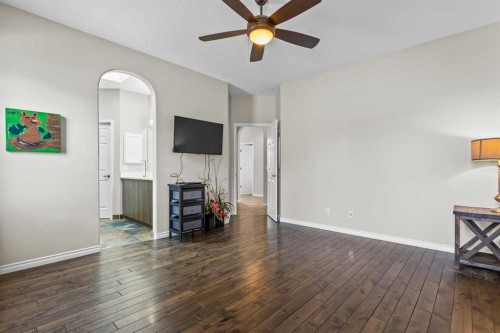 25 Panamount Green Nw, Calgary, AB - Indoor