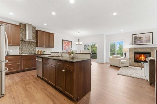 102 Cranarch Common Se, Calgary, AB 