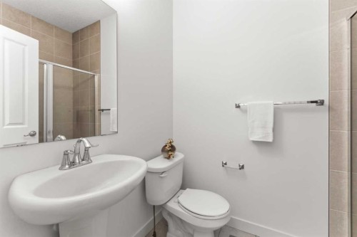 102 Cranarch Common Se, Calgary, AB 