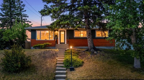 81 White Oak Crescent Sw, Calgary, AB 