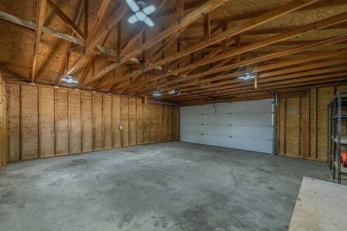 81 White Oak Crescent Sw, Calgary, AB 