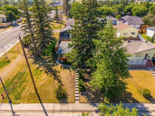 81 White Oak Crescent Sw, Calgary, AB 