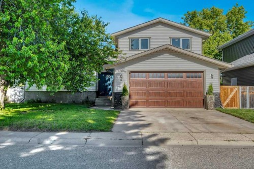 4 Maplewood Estates  Strathmore, AB T1P 1G6