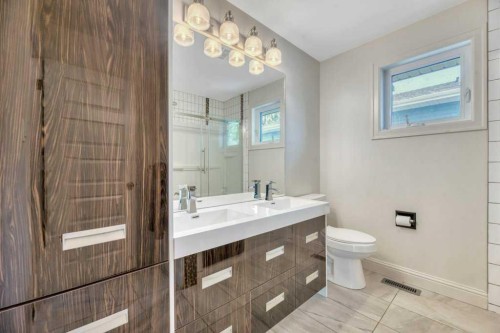 4 Maplewood Estates, Strathmore, AB 