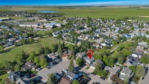 4 Maplewood Estates, Strathmore, AB 
