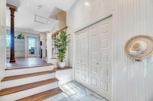 4 Maplewood Estates, Strathmore, AB 