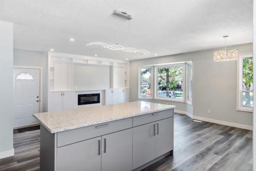 4528 40 Street Ne, Calgary, AB 