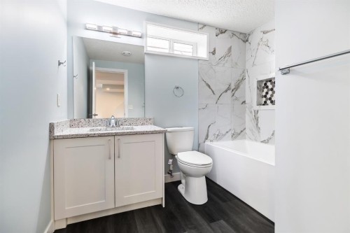 4528 40 Street Ne, Calgary, AB 