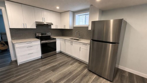 4528 40 Street Ne, Calgary, AB 
